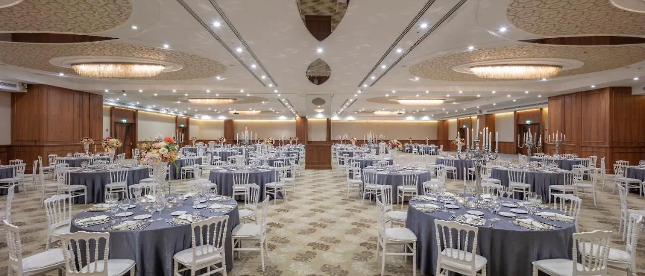 DoubleTree by Hilton Istanbul Atasehir Hotel&Conference Centre 5*,  Türkiye