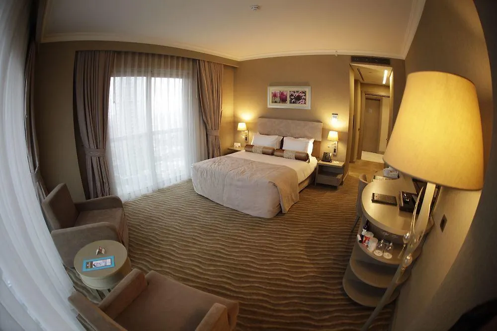 Doubletree By Hilton Istanbul Atasehir Hotel & Conference Centre