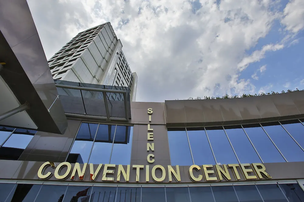 DoubleTree by Hilton Istanbul Atasehir Hotel&Conference Centre