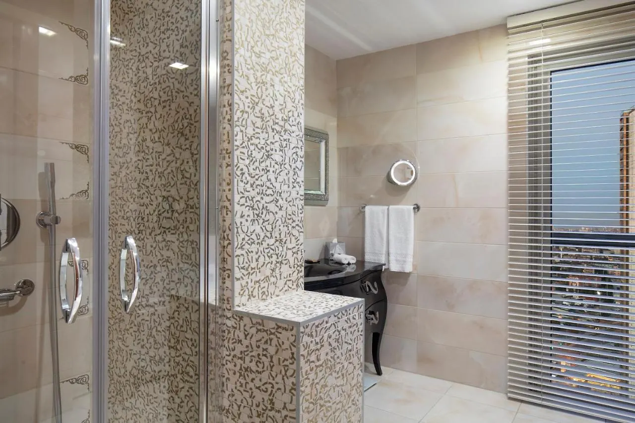 Doubletree By Hilton Istanbul Atasehir Hotel & Conference Centre