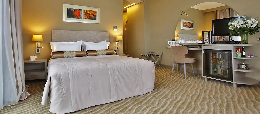 Doubletree By Hilton Istanbul Atasehir Hotel & Conference Centre